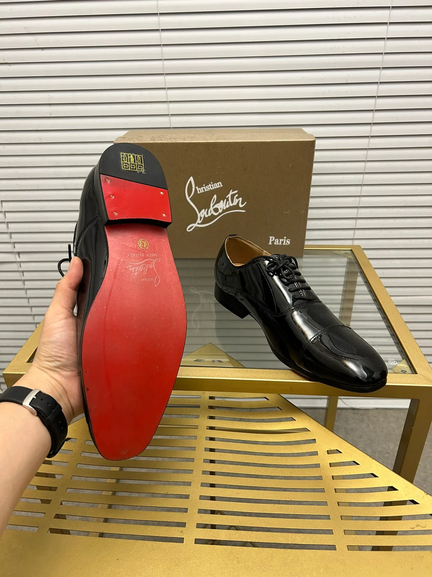 (Customized model) Ex-factory price is 500. christian louboutin (CL red sole shoes) counter series, casual sneakers for couples 📢 📢 📢 Exclusive hot style release 🎈🎈💪 Movable latex feet 👻 Finished outsole line [Proud] 😝Female 35-40# Male 38#-46, global supply😝 [Top version]: Original imported genuine leather upper, top original leather lining, original molded TPU outsole, original 1:1 detail processing, original shoe last,